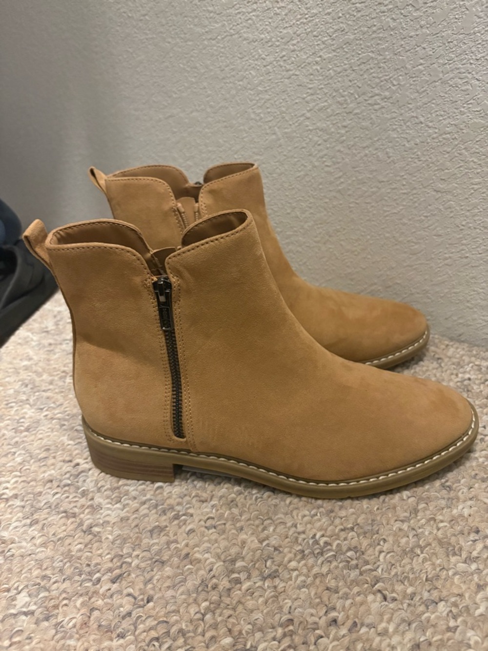 Universal thread Women’s Tan Suede Side-Zip Ankle Boots